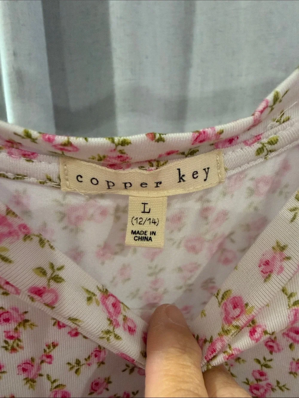 Copper Key White Pink Floral Ruffle Sleeve Top